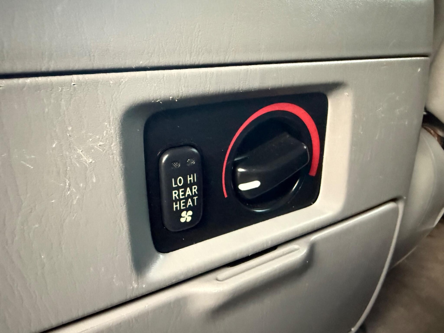 Used Toyota Land Cruiser 2000 for sale - 77966390: Photo 12