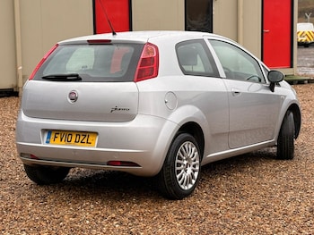 Used Fiat Grande Punto 2010 for sale - 77966472: Photo