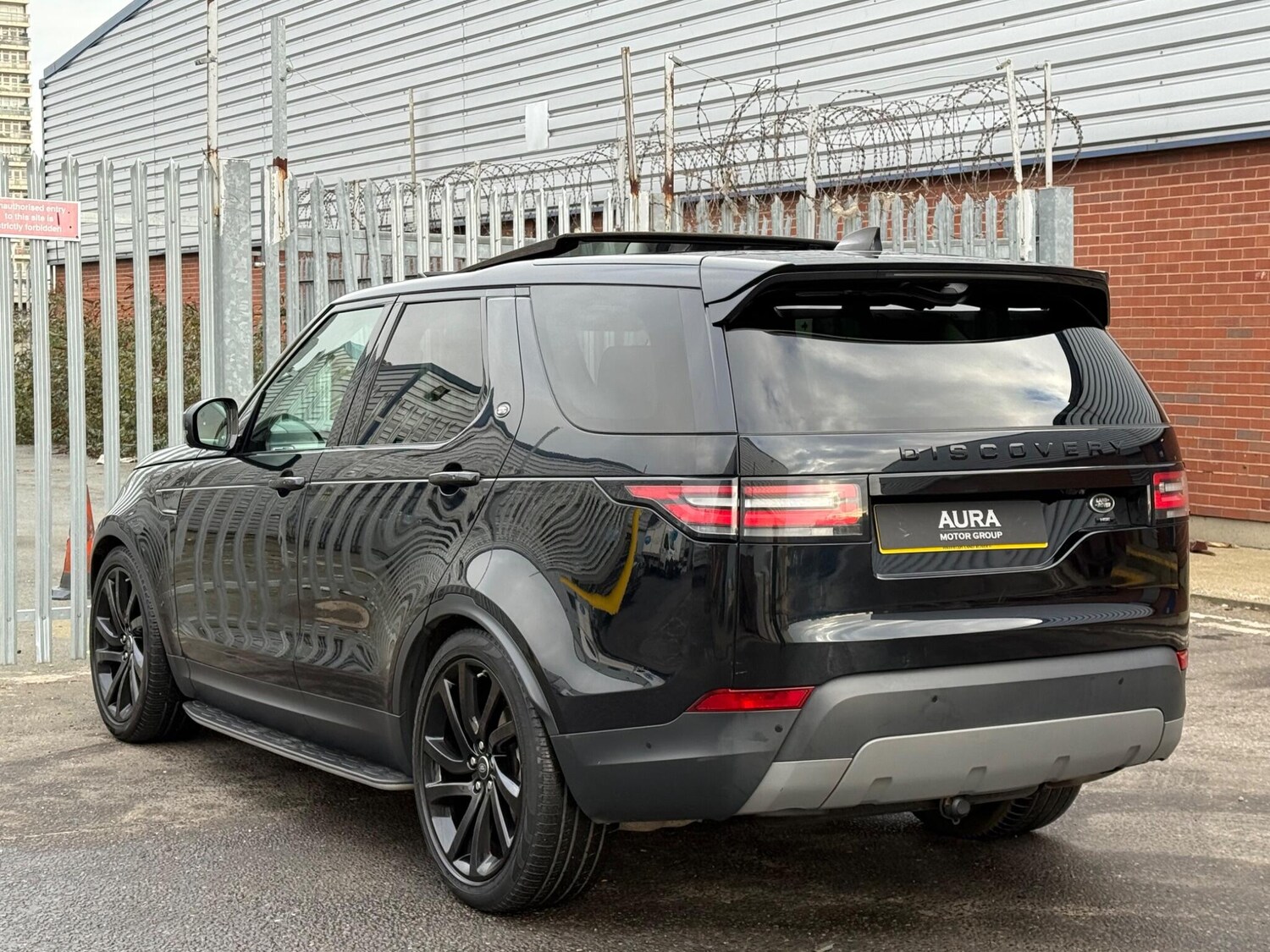 Used Land Rover Discovery 2019 for sale - 77966332: Photo 11