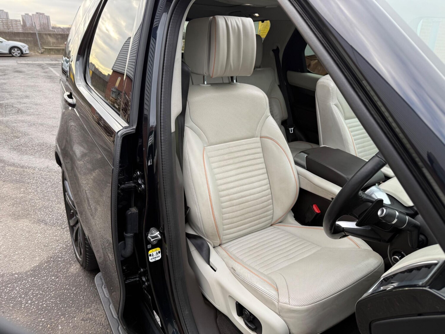 Used Land Rover Discovery 2019 for sale - 77966332: Photo 21