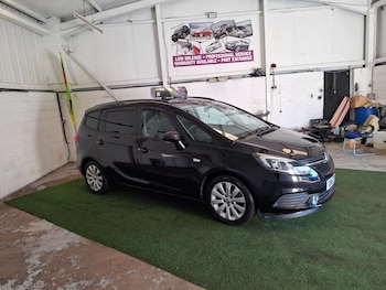 Used Vauxhall Zafira Tourer 2017 for sale - 78337102: Photo