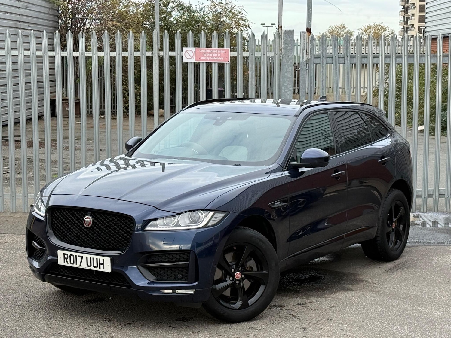 Used Jaguar F-Pace 2017 for sale - 77966487: Photo 6