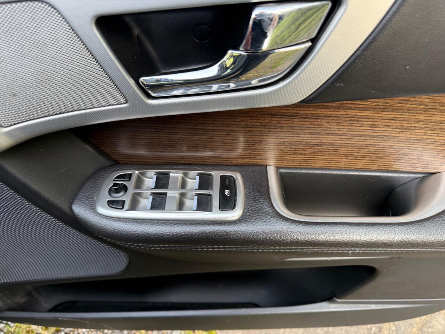 Used Jaguar XF 2015 for sale - 78043790: Photo 25