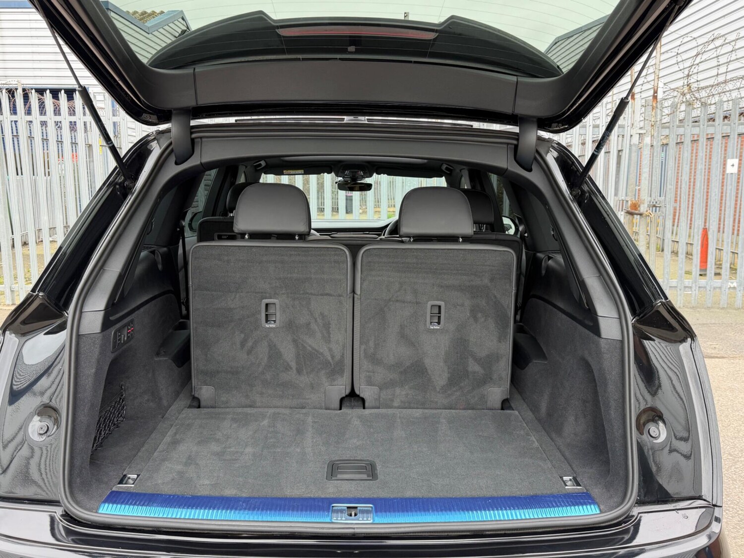 Used Audi Q7 2024 for sale - 78118252: Photo 12