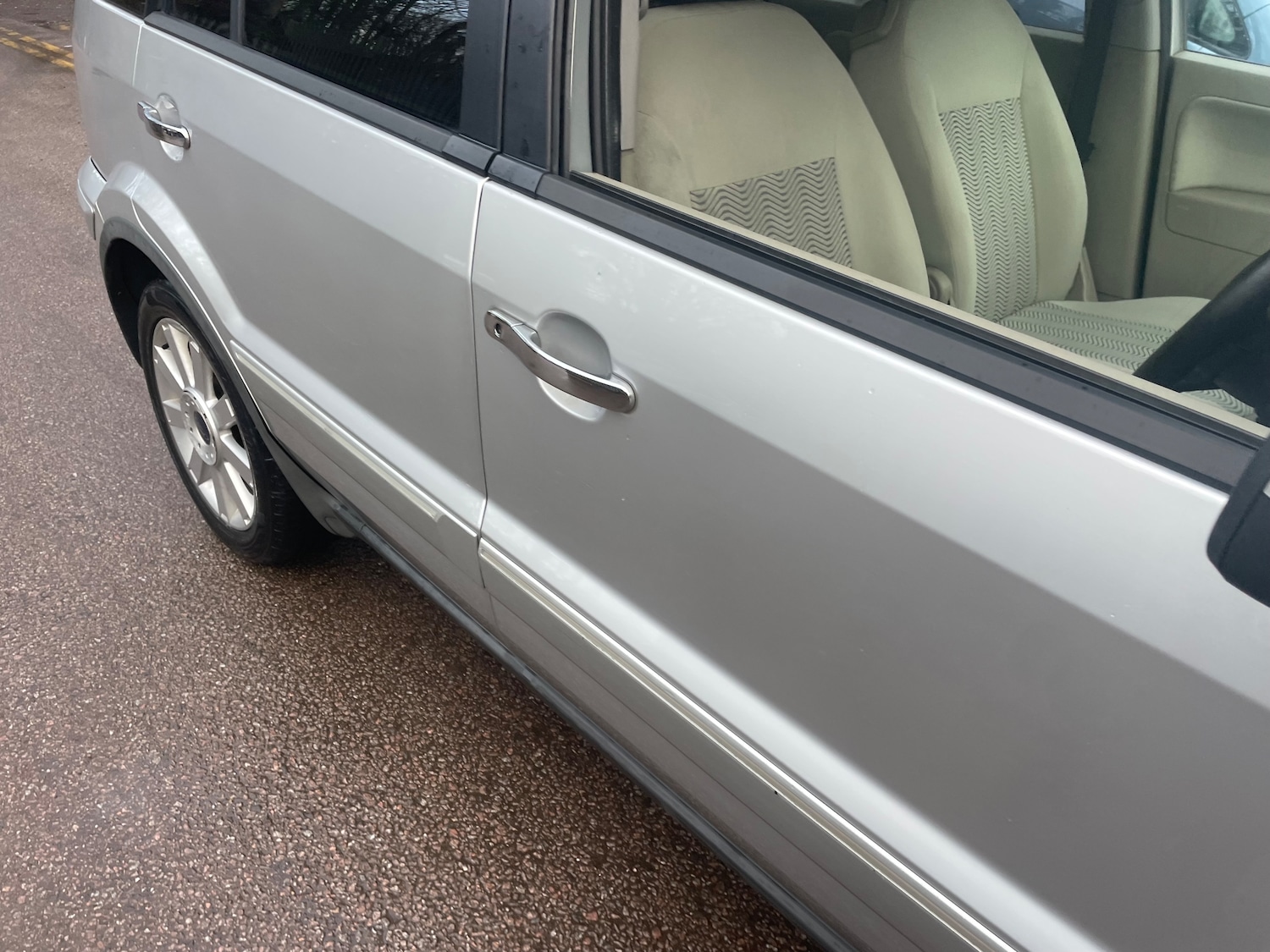 Used Ford Fusion 2010 for sale - 78009418: Photo 6