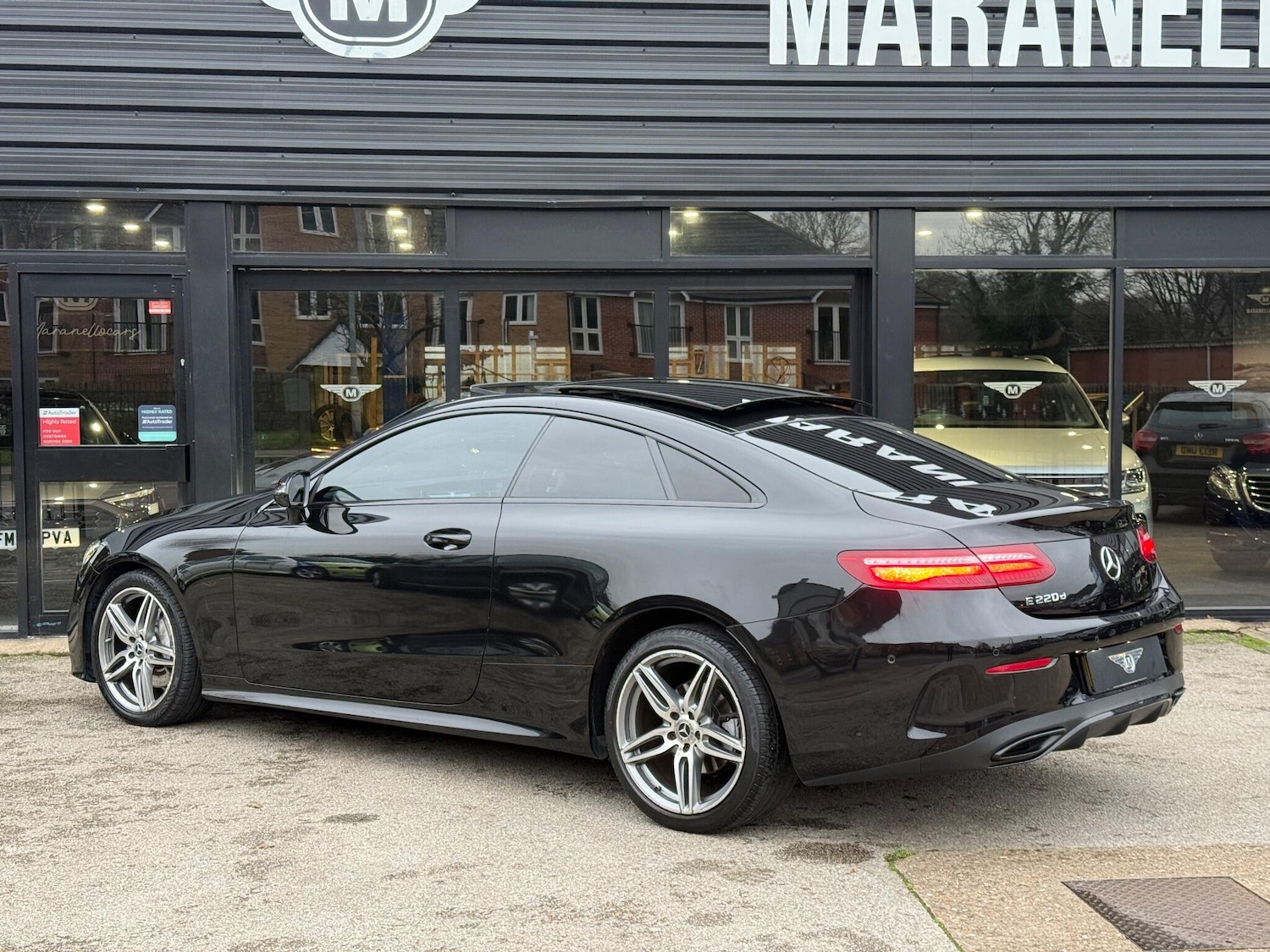 Used Mercedes-Benz E Class 2018 for sale - 77966372: Photo 3