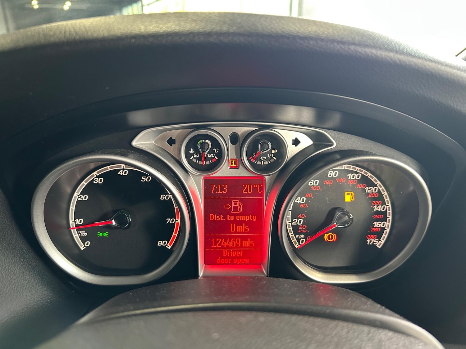 Used Ford Focus 2009 for sale - 77966385: Photo 8