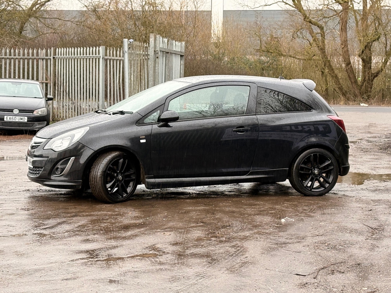 Used Vauxhall Corsa 2012 for sale - 78009308: Photo 3