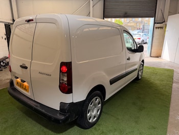 Used Peugeot Partner 2018 for sale - 78488644: Photo
