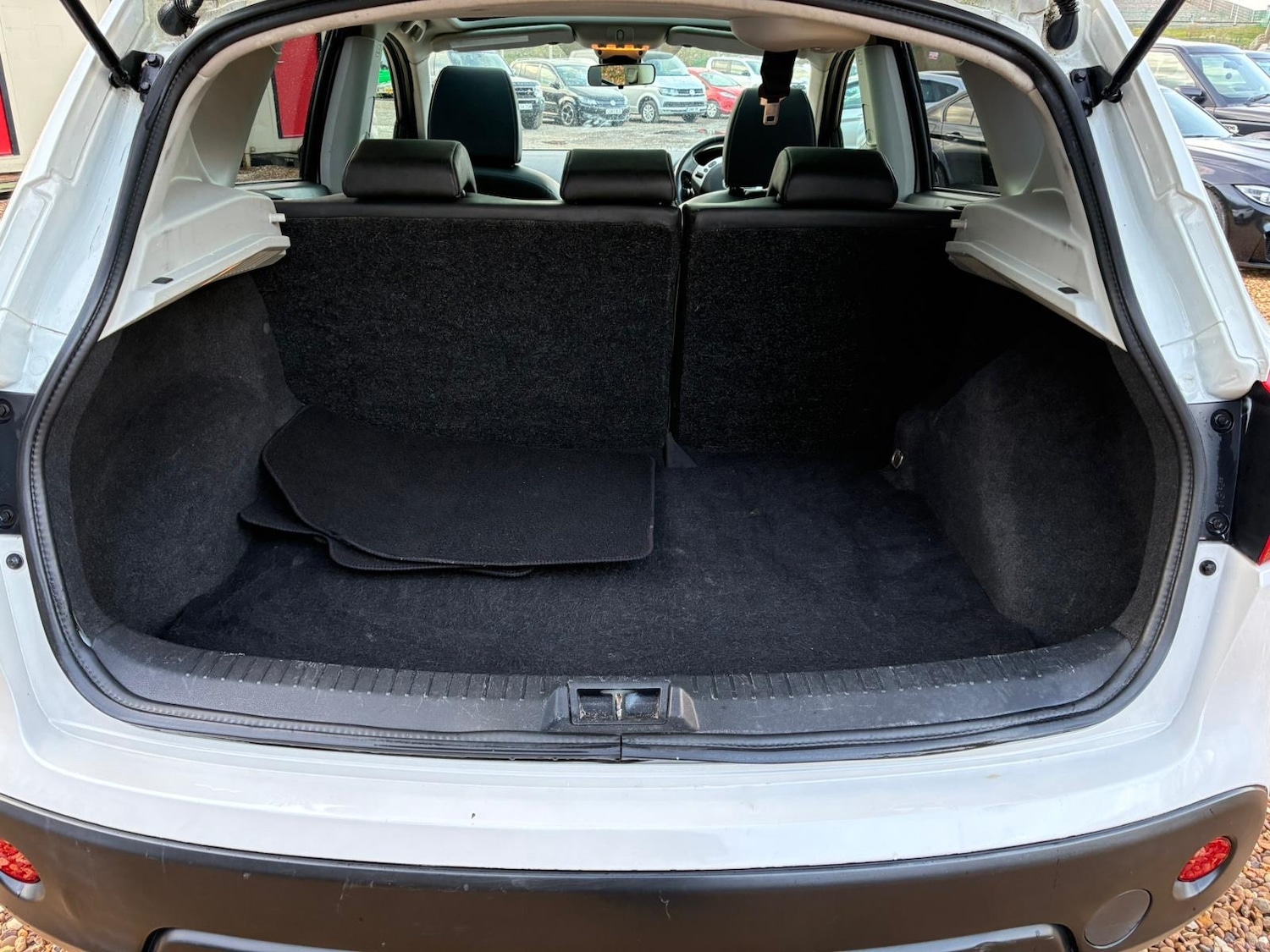 Used Nissan Qashqai 2013 for sale - 77971922: Photo 12