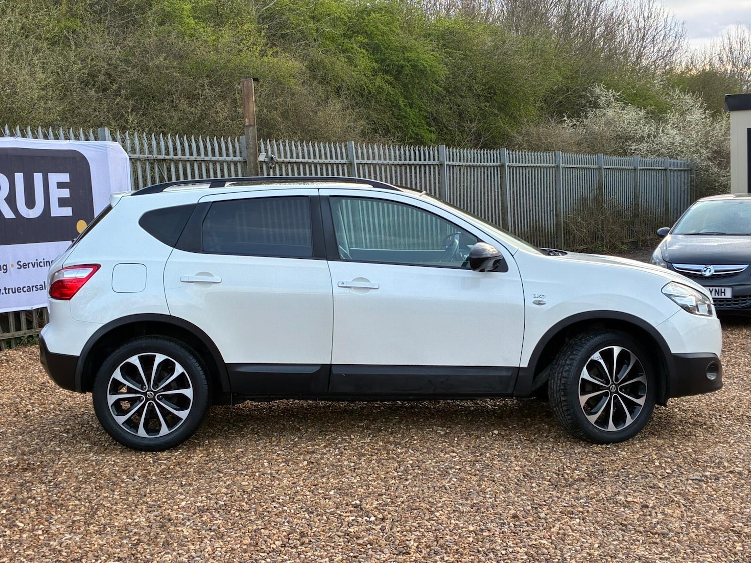 Used Nissan Qashqai 2013 for sale - 77971922: Photo 6