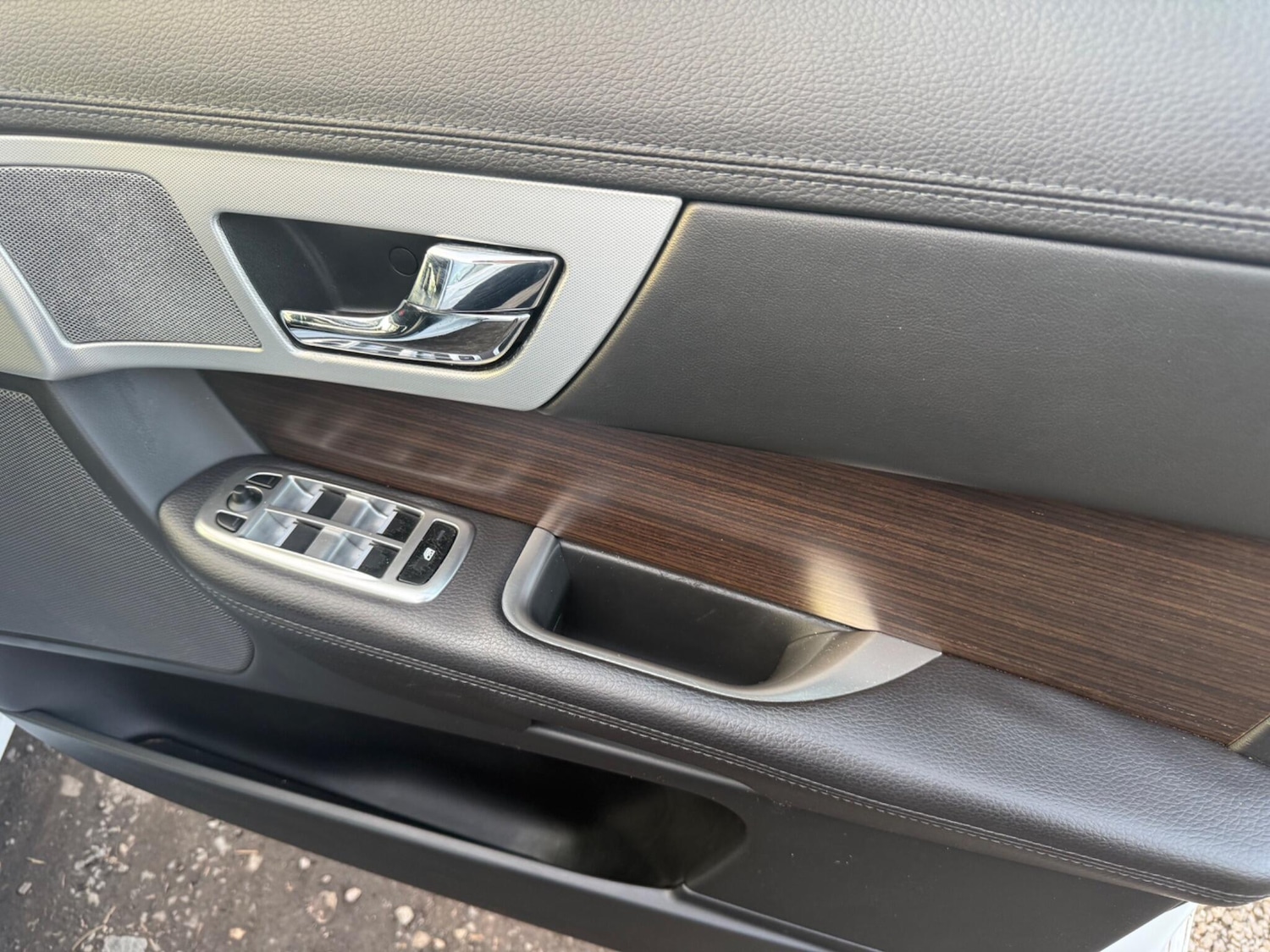 Used Jaguar XF 2011 for sale - 78043788: Photo 19