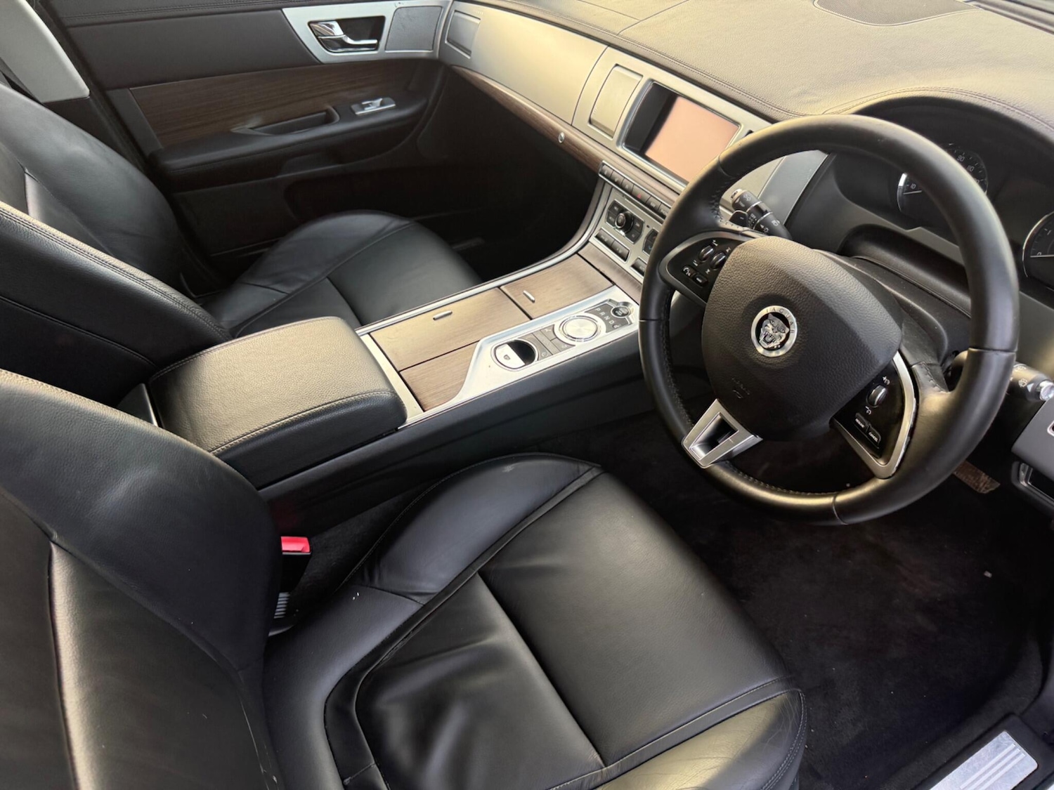 Used Jaguar XF 2011 for sale - 78043788: Photo 20