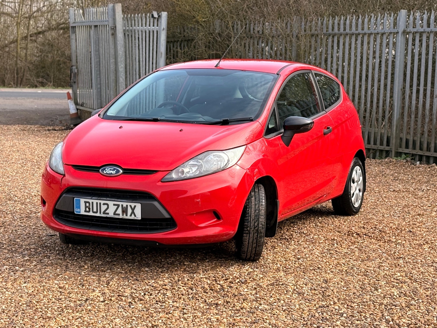 Used Ford Fiesta 2012 for sale - 77971920: Photo 2