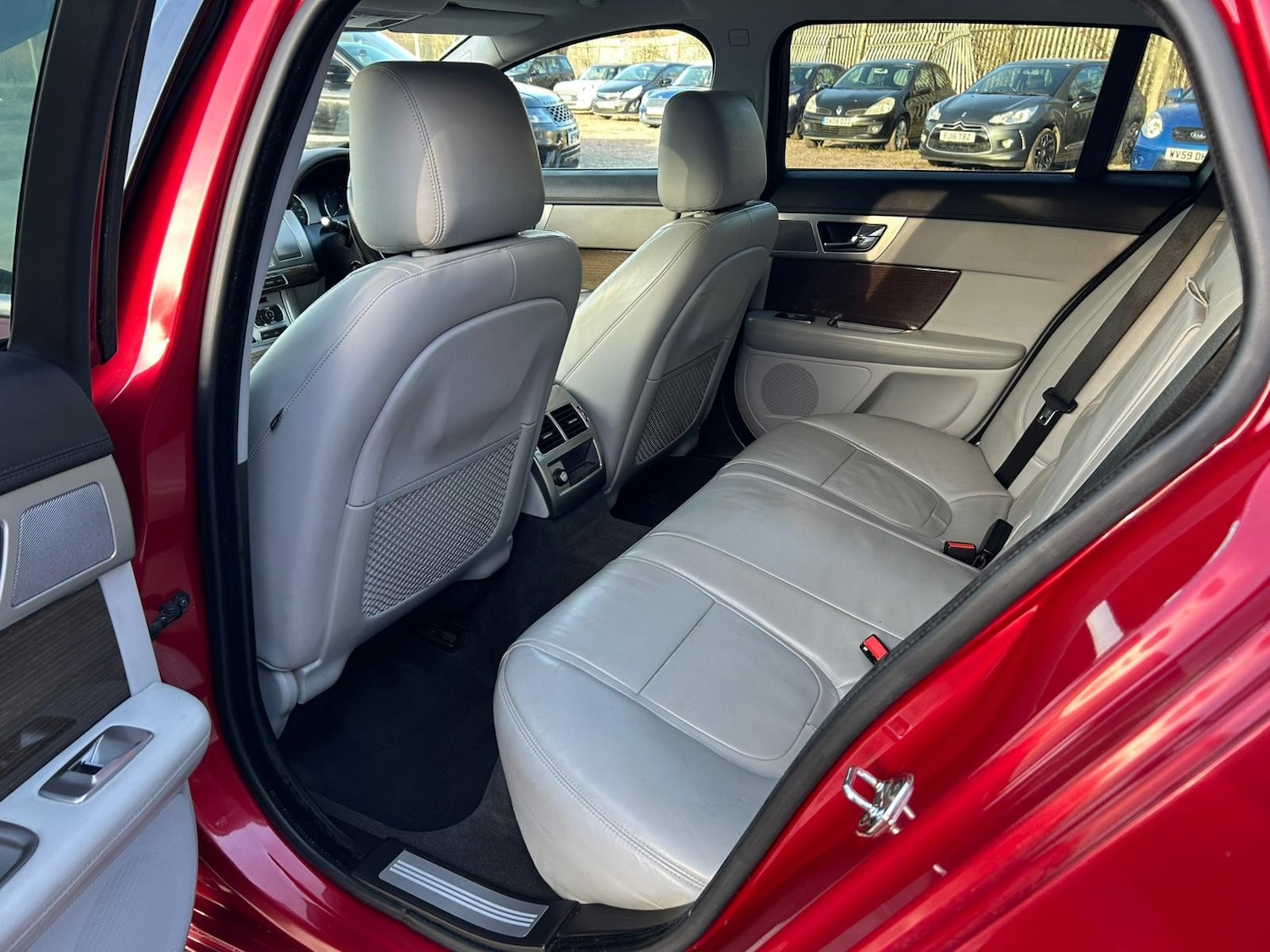 Used Jaguar XF 2013 for sale - 77966459: Photo 12