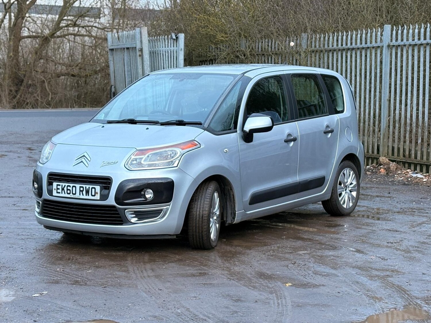 Used Citroen C3 Picasso 2010 for sale - 77966466: Photo 4