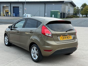 Used Ford Fiesta 2014 for sale - 78009380: Photo