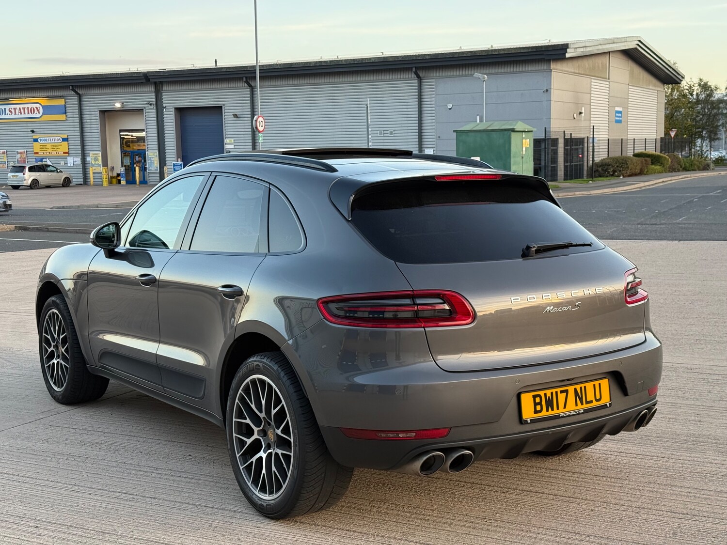 Used Porsche Macan 2017 for sale - 77879292: Photo 22