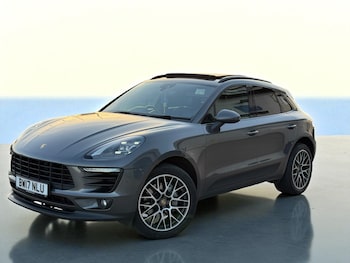 Used Porsche Macan 2017 for sale - 77879292: Photo