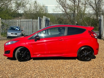 Used Ford Fiesta 2015 for sale - 78168340: Photo