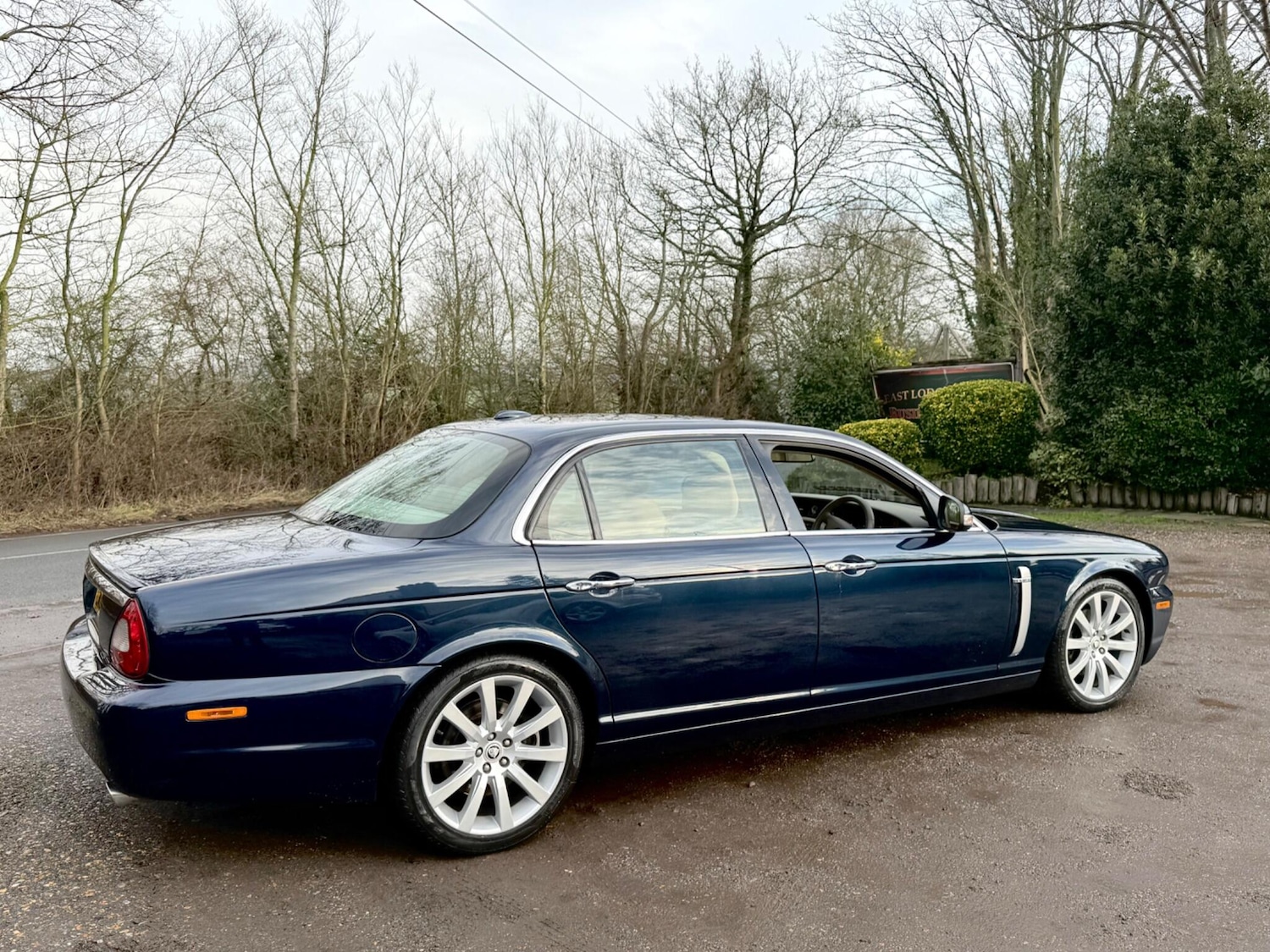 Used Jaguar XJ 2025 for sale - 78043774: Photo 8