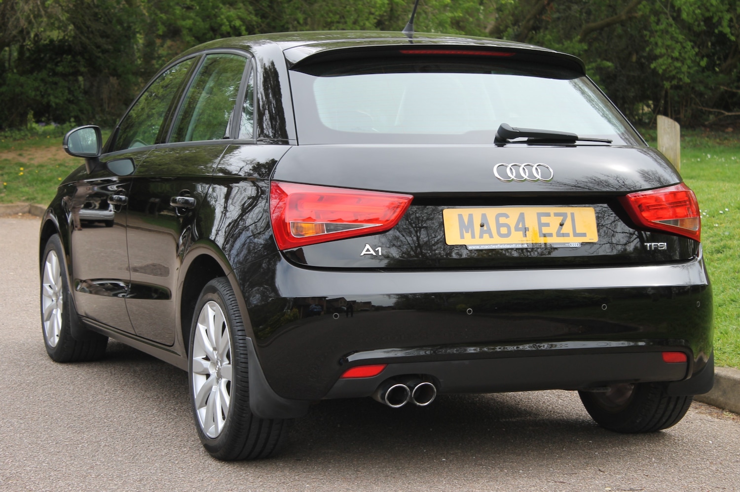 Used Audi A1 2014 for sale - 78182665: Photo 2