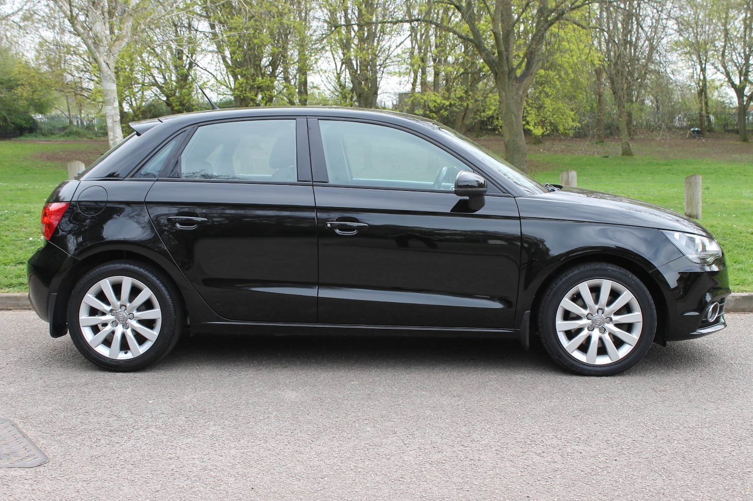 Used Audi A1 2014 for sale - 78182665: Photo 4