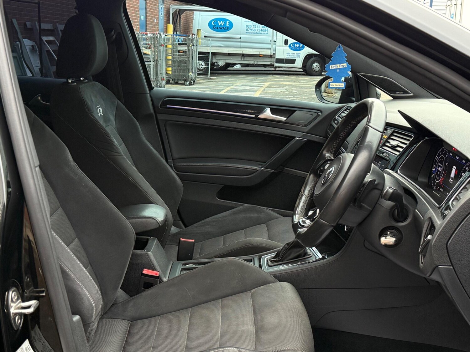 Used Volkswagen Golf 2017 for sale - 77966507: Photo 19