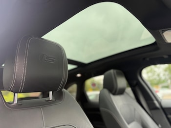 Used Jaguar F-Pace 2018 for sale - 78915464: Photo