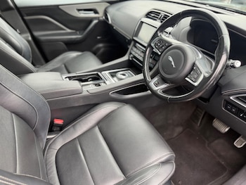 Used Jaguar F-Pace 2018 for sale - 78915464: Photo