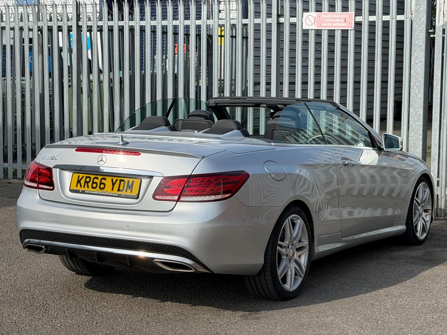 Used Mercedes-Benz E Class 2017 for sale - 77981409: Photo 9