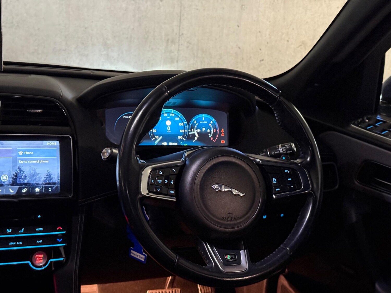 Used Jaguar F-Pace 2016 for sale - 77966481: Photo 18