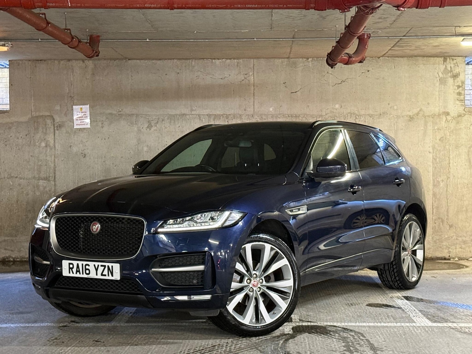 Used Jaguar F-Pace 2016 for sale - 77966481: Photo 4