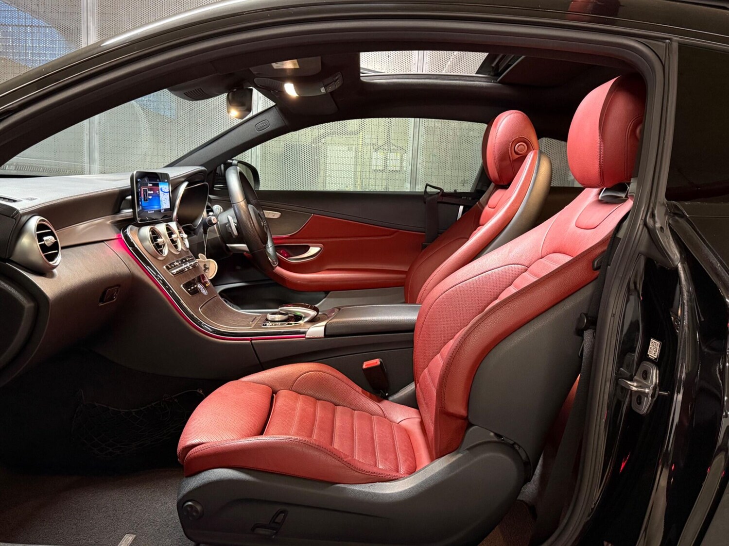 Used Mercedes-Benz C Class 2018 for sale - 77966496: Photo 23