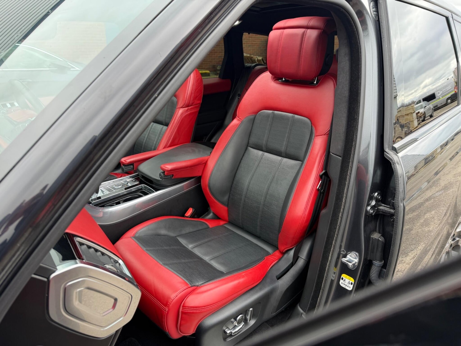 Used Land Rover Range Rover Sport 2018 for sale - 77966342: Photo 25