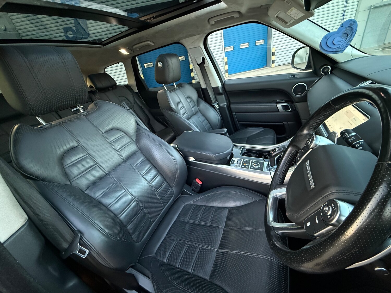 Used Land Rover Range Rover Sport 2017 for sale - 77879249: Photo 9