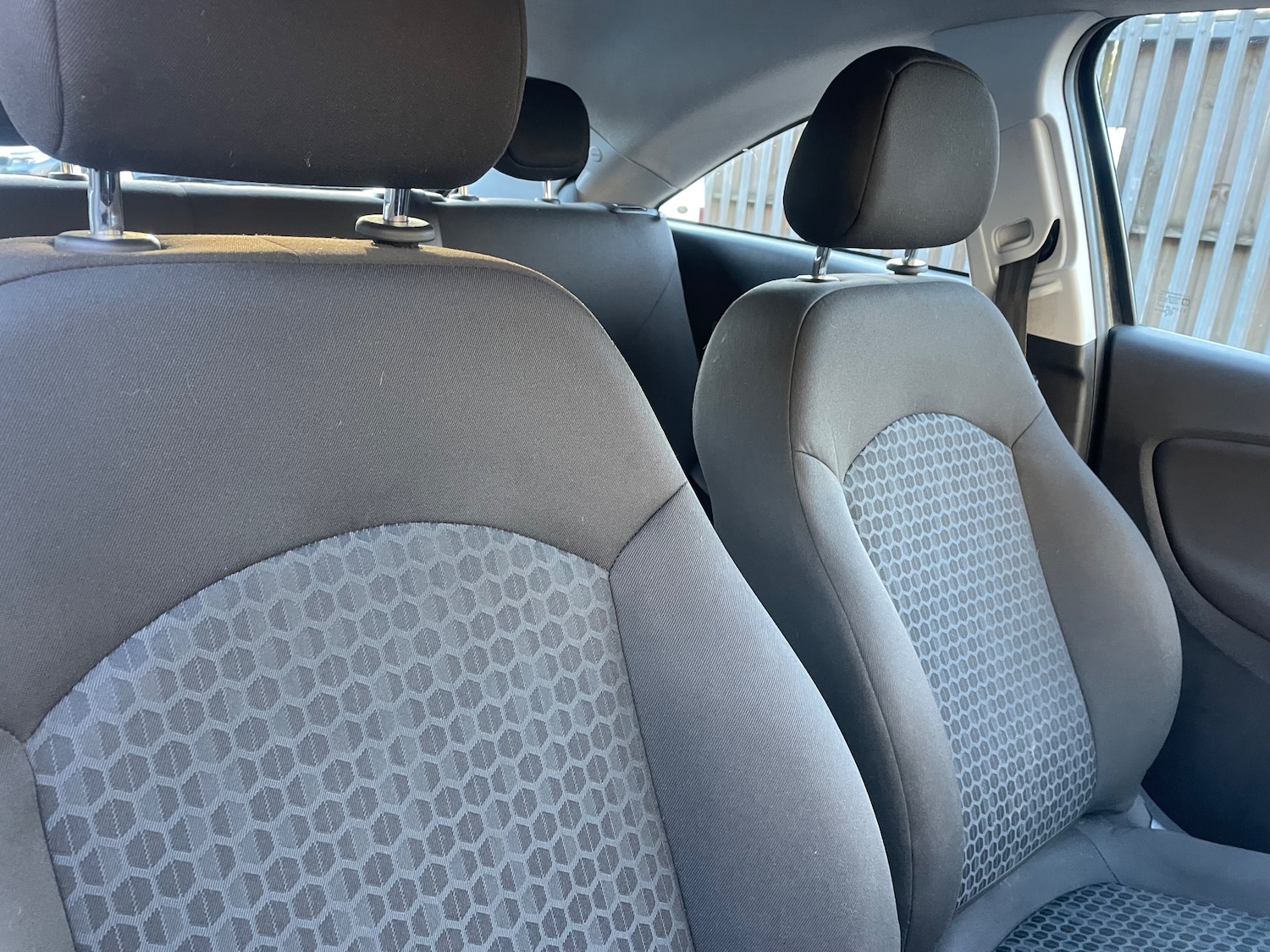 Used Vauxhall Corsa 2015 for sale - 78009405: Photo 3