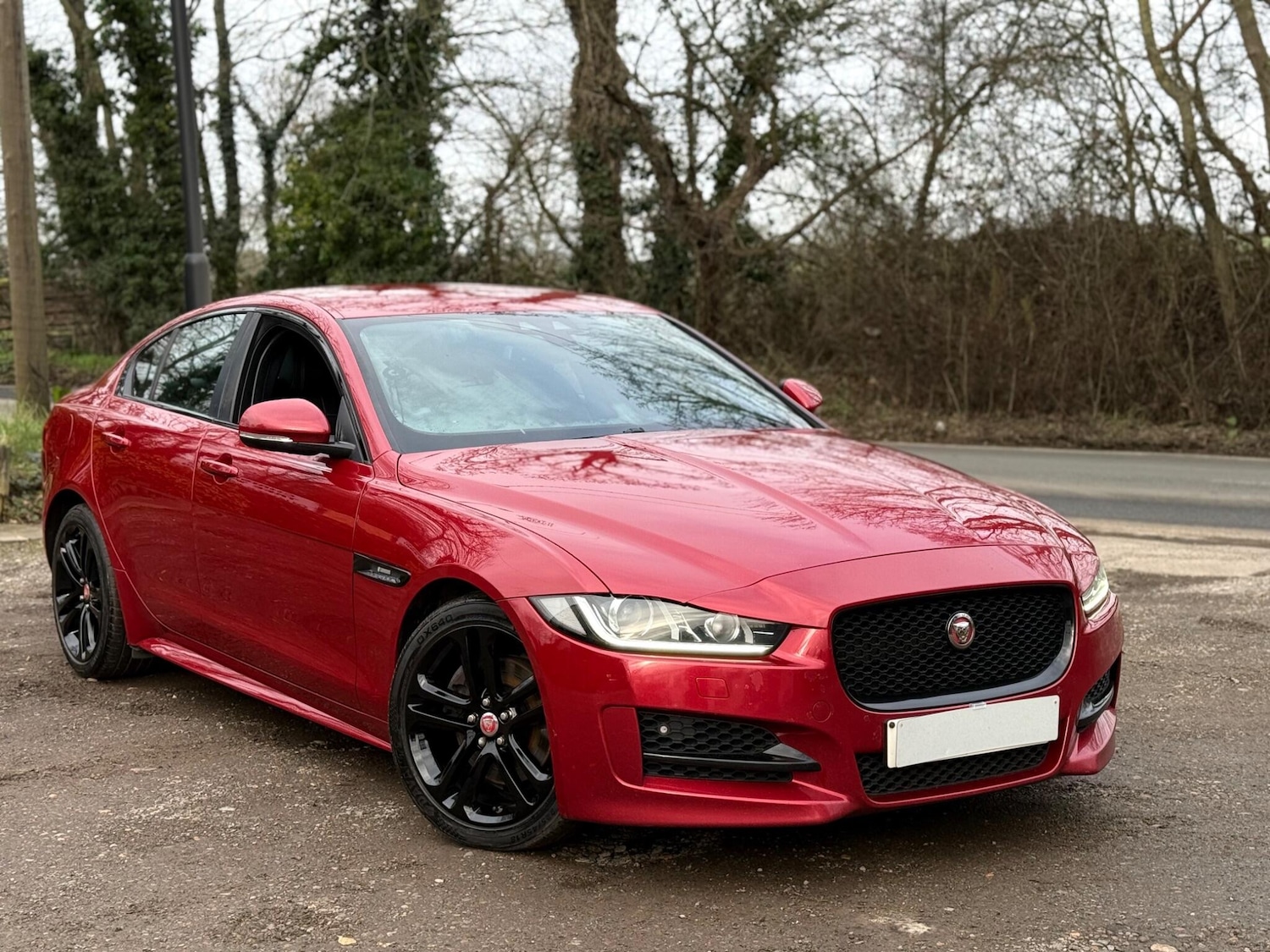 Used Jaguar XE 2017 for sale - 78043782: Photo 3