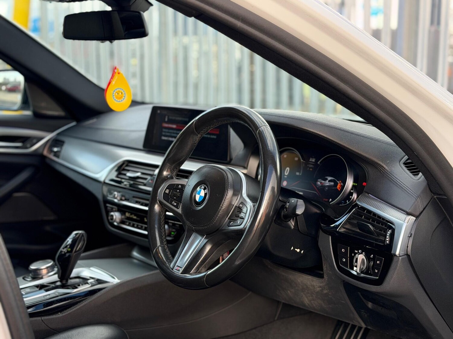 Used BMW 5 Series 2017 for sale - 77966387: Photo 16