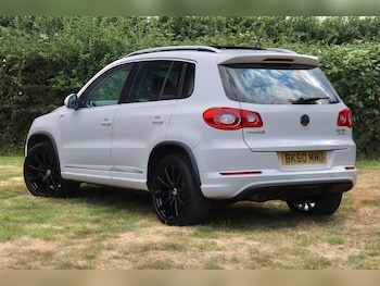 Used Volkswagen Tiguan 2011 for sale - 79064394: Photo