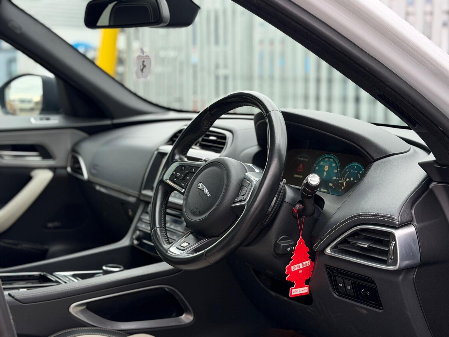 Used Jaguar F-Pace 2017 for sale - 78124931: Photo 20