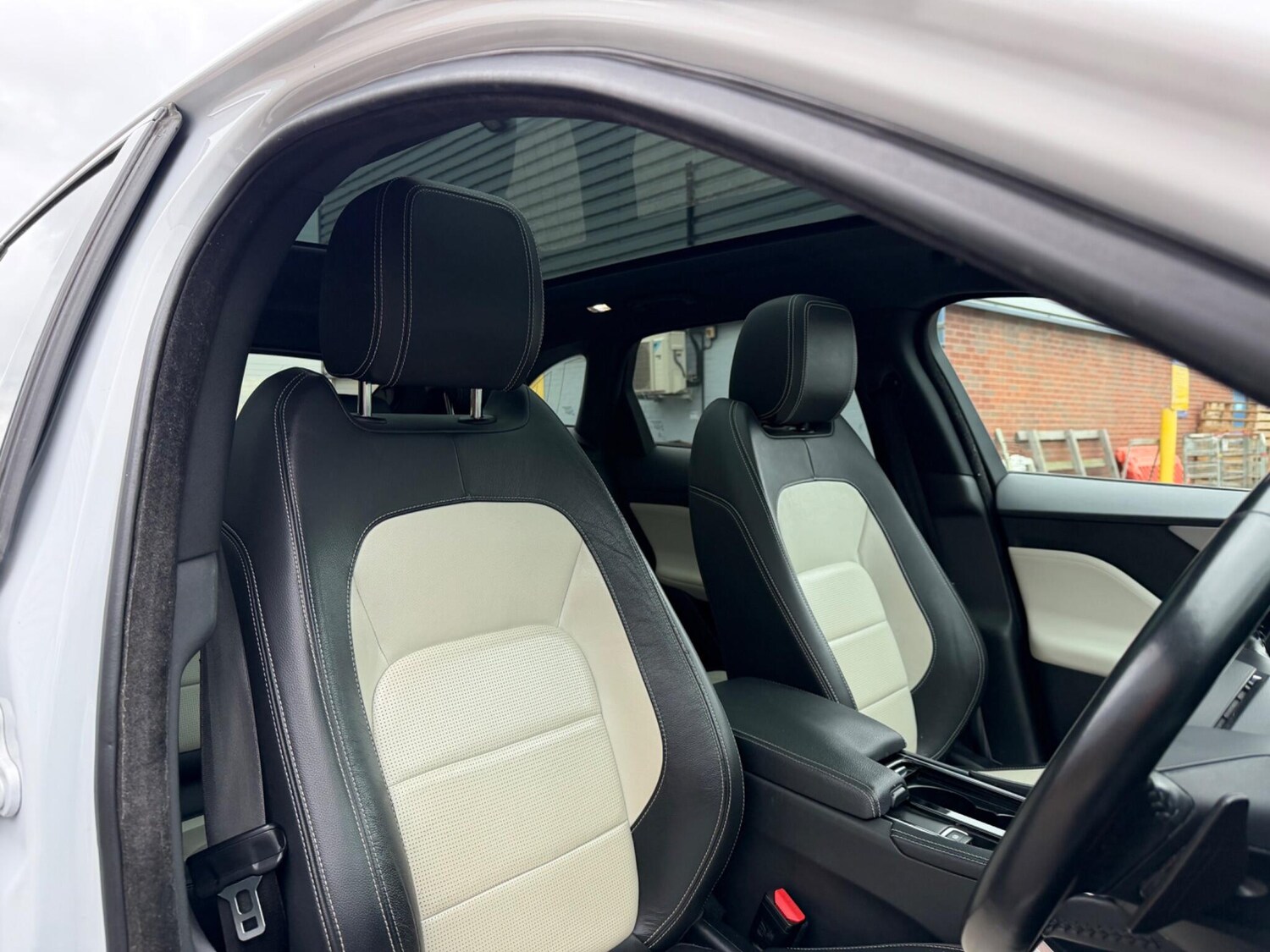 Used Jaguar F-Pace 2017 for sale - 78124931: Photo 23