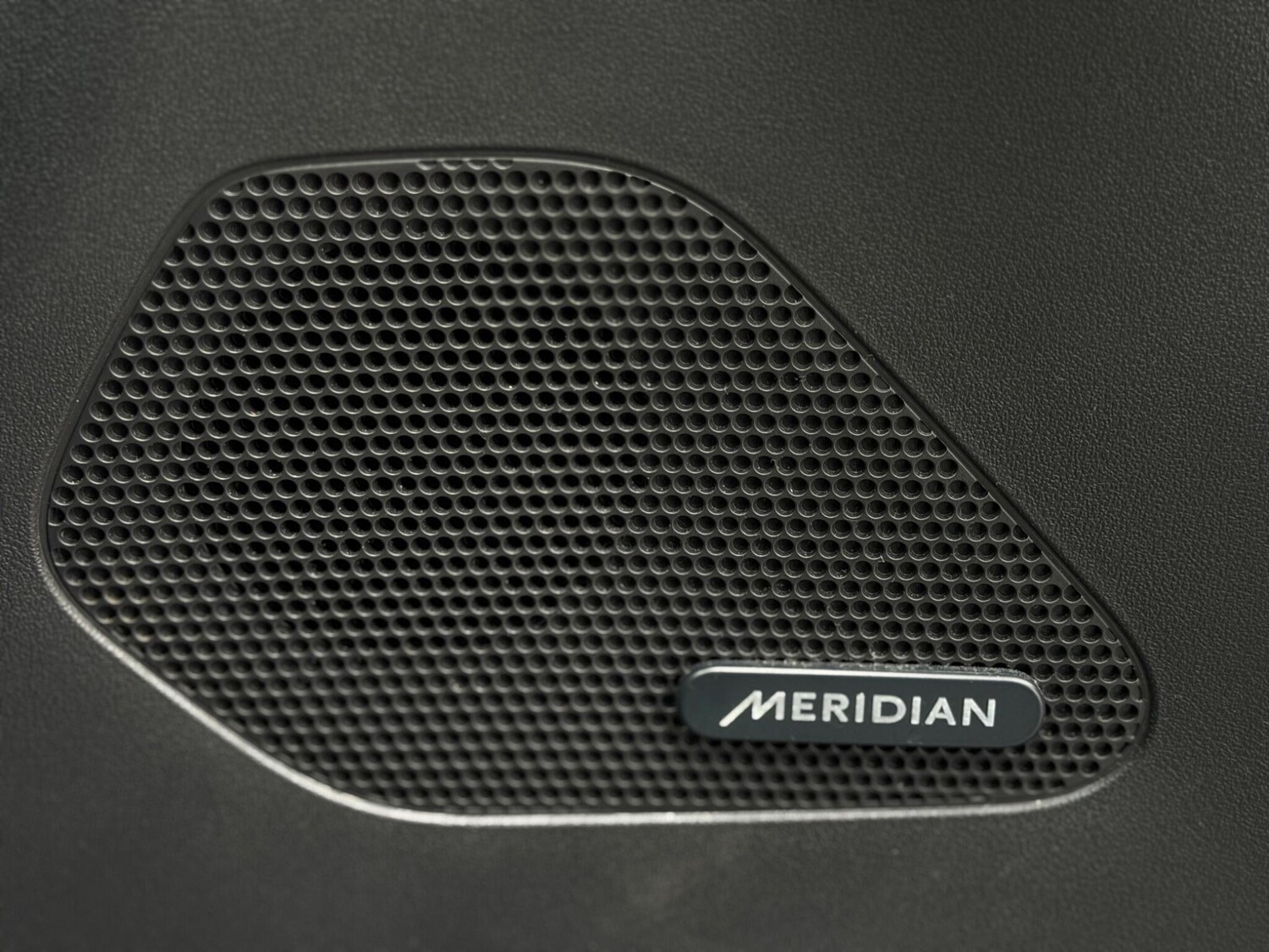 Used Jaguar F-Pace 2017 for sale - 78124931: Photo 24