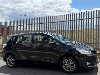 Used Toyota Verso 2016 for sale - 79073285: Photo