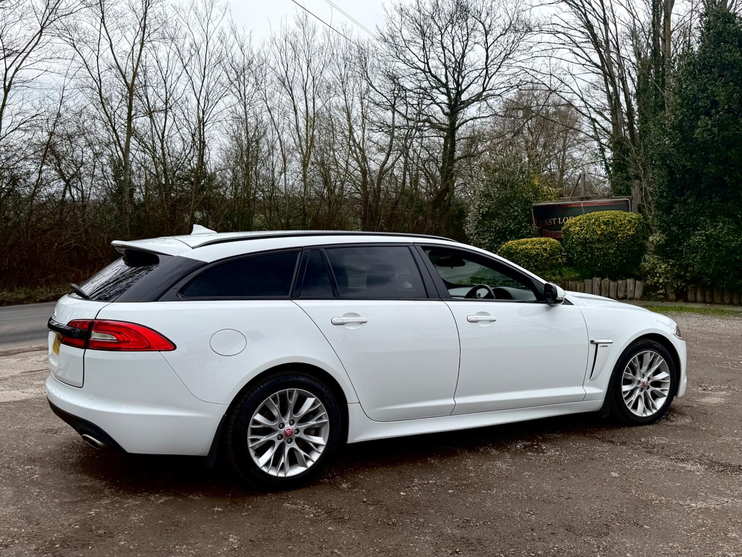 Used Jaguar XF 2014 for sale - 78043781: Photo 10