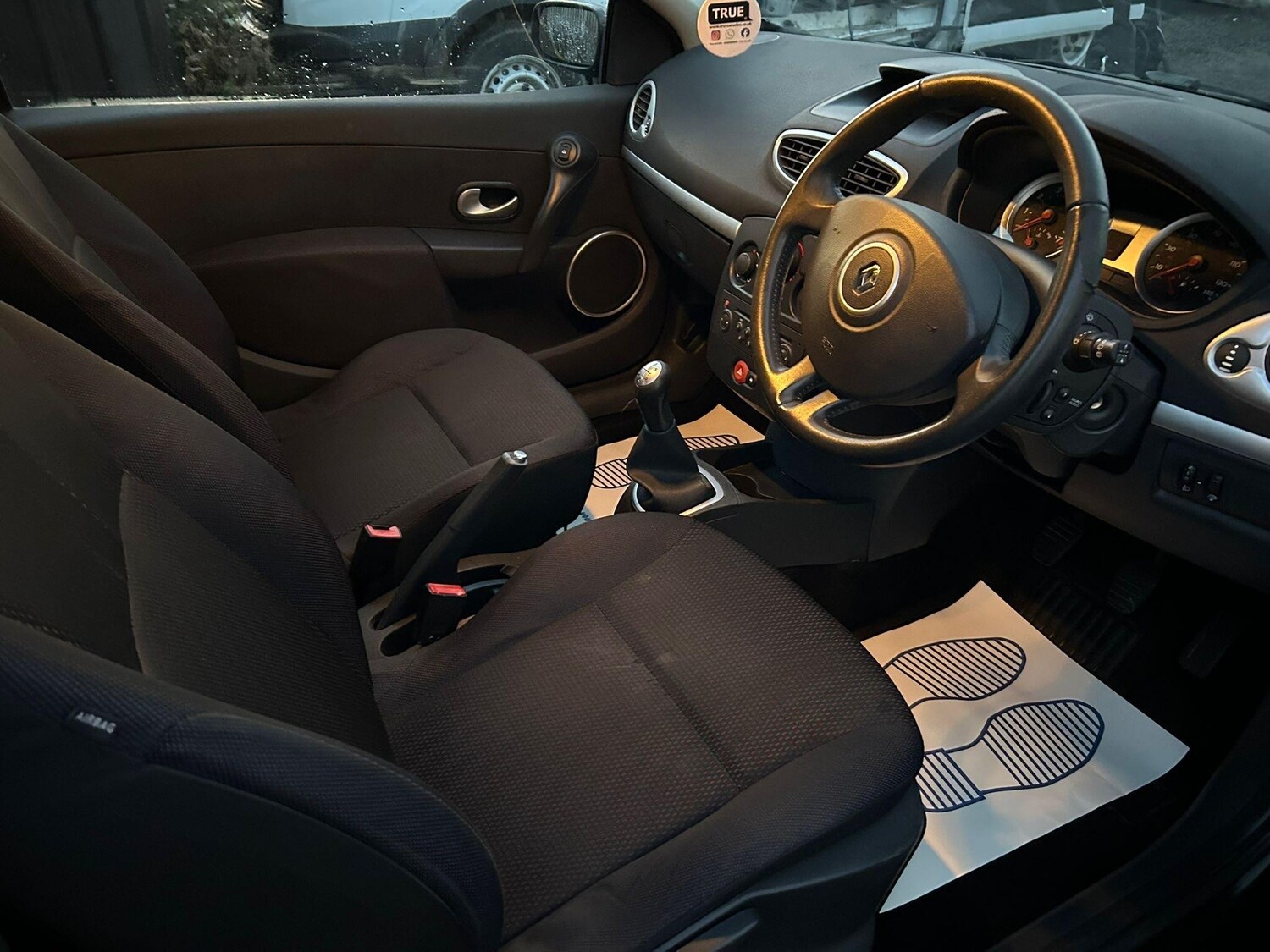 Used Renault Clio 2008 for sale - 78009332: Photo 13