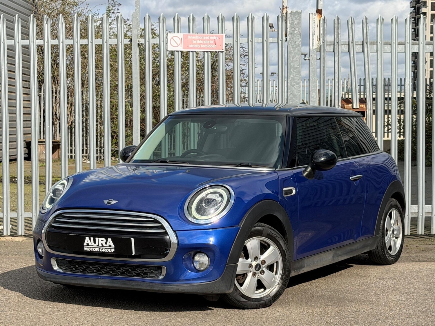 Used MINI Hatch 2018 for sale - 77966392: Photo 2