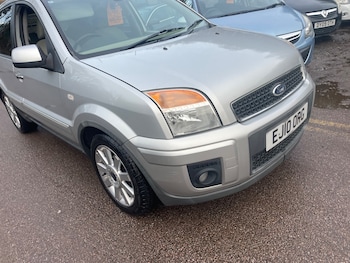 Used Ford Fusion 2010 for sale - 78022623: Photo