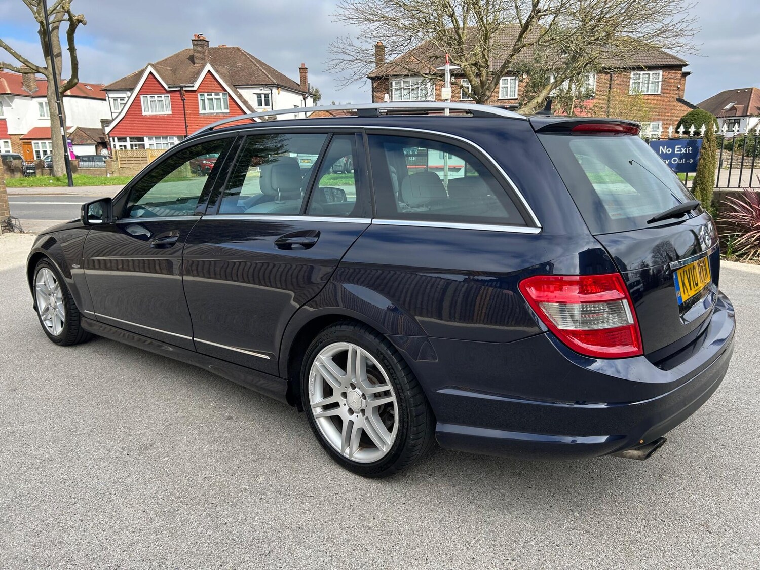 Used Mercedes-Benz C Class 2010 for sale - 78002100: Photo 11