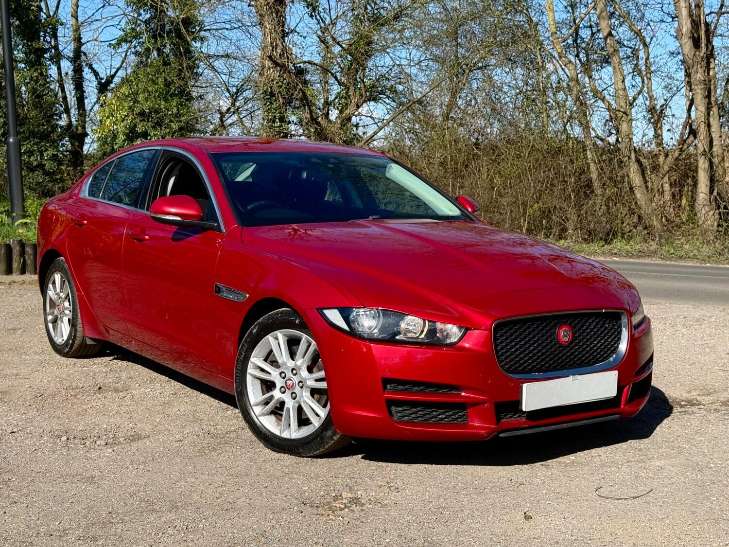 Used Jaguar XE 2015 for sale - 78043772: Photo 3